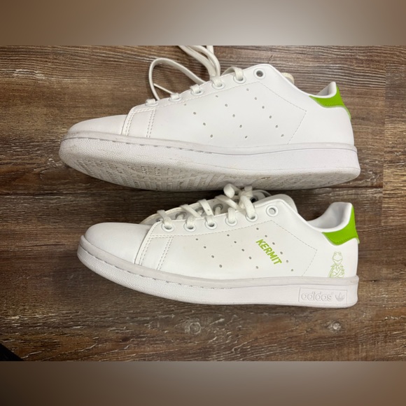 Adidas Kermit The Muppets Stan Smith Disney White/Green Sneakers Size 5 - Picture 1 of 8